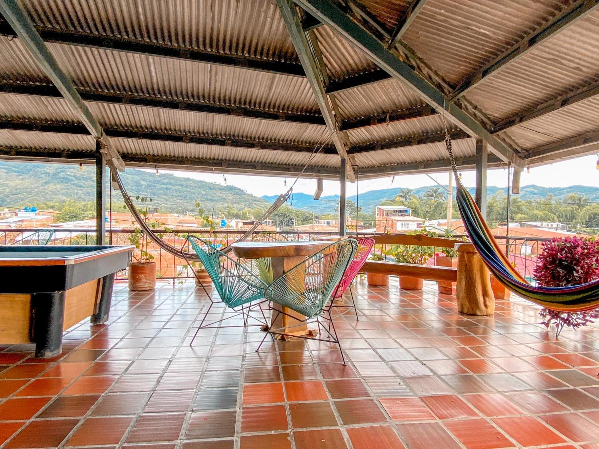 La Rosa Nautica Hostel Guaduas Exterior photo